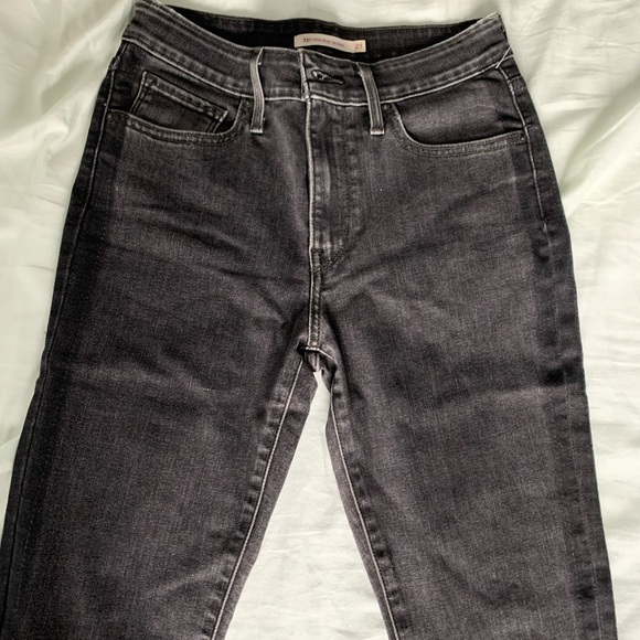 Levi’s 721 High Rise Skinny (NWOT) - Picture 5 of 7